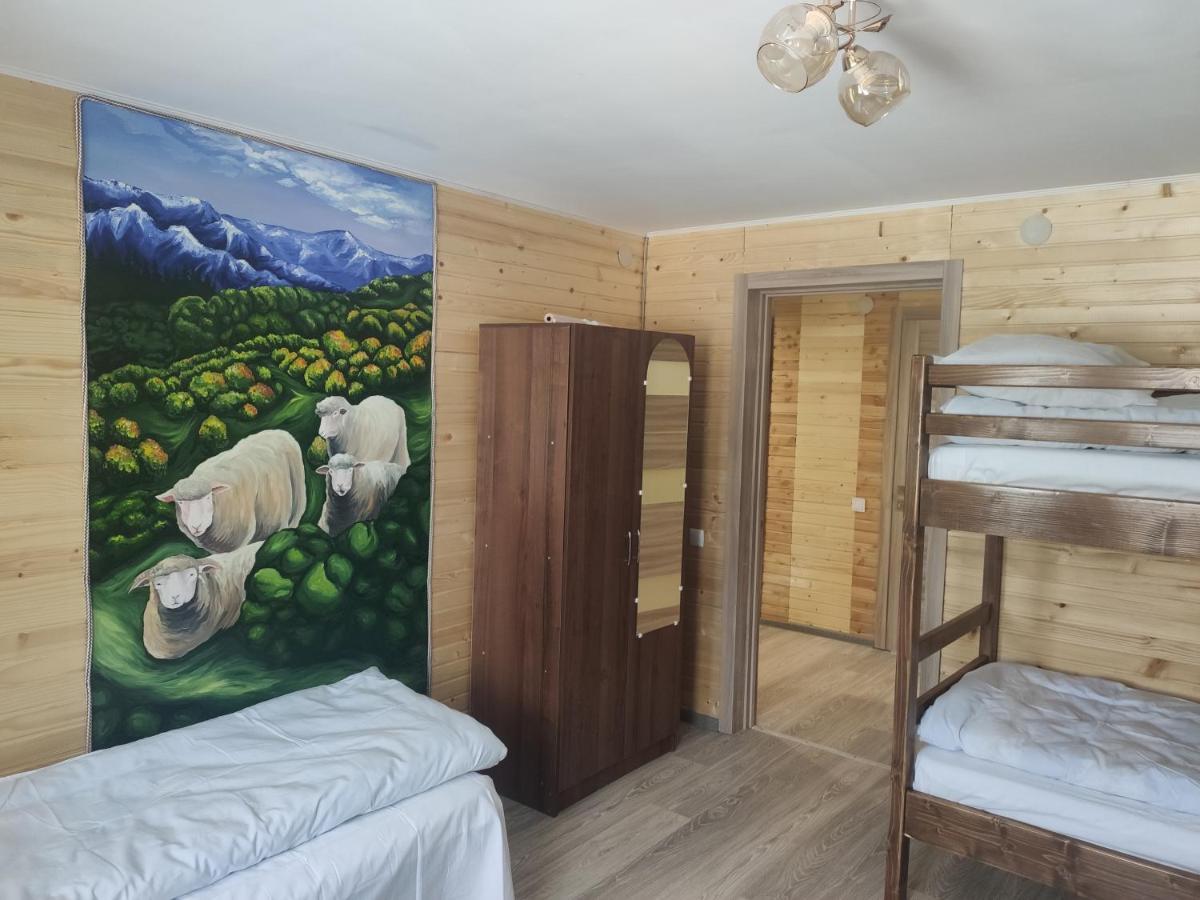 Hostal Лемгора Vorokhta Exterior foto